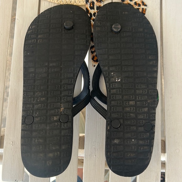 🏖SANUK☀️Blingy Circle Black Yoga Mat Flip Flops Size 10 - Picture 4 of 6